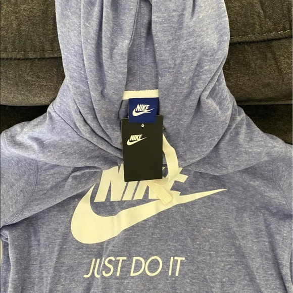 Nike Hoodie - Picture 5 of 5